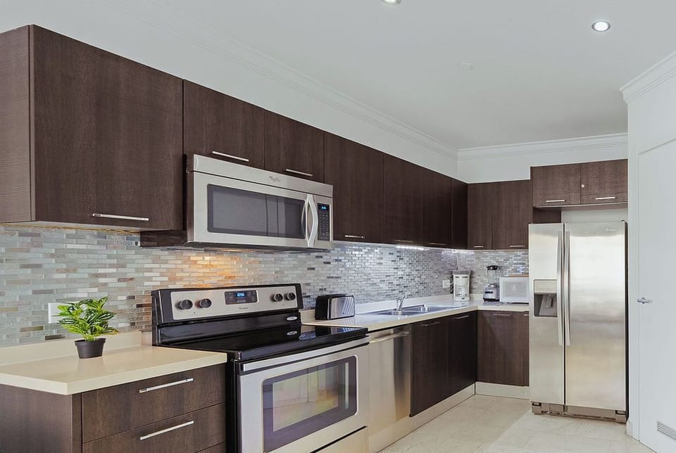 A fully equipped kitchen perfect for preparing sumptuous meal for your family.