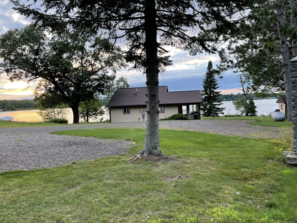 Large level lot on the southern lake shore.