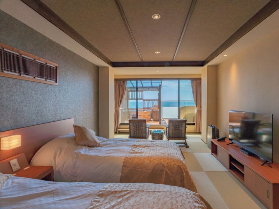 Deluxe Twin Room, Balcony, Ocean View (Retro Modern, Corner room) | Premium bedding, down comforters, in-room safe, free WiFi