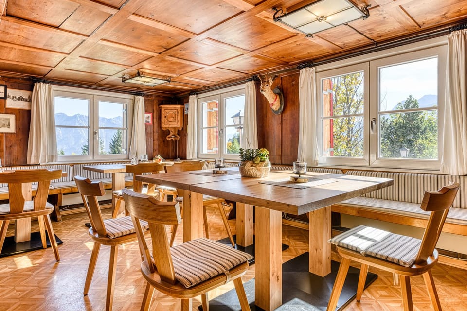 Standard House | In-room dining