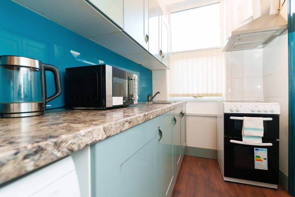House, Ensuite | Shared kitchen