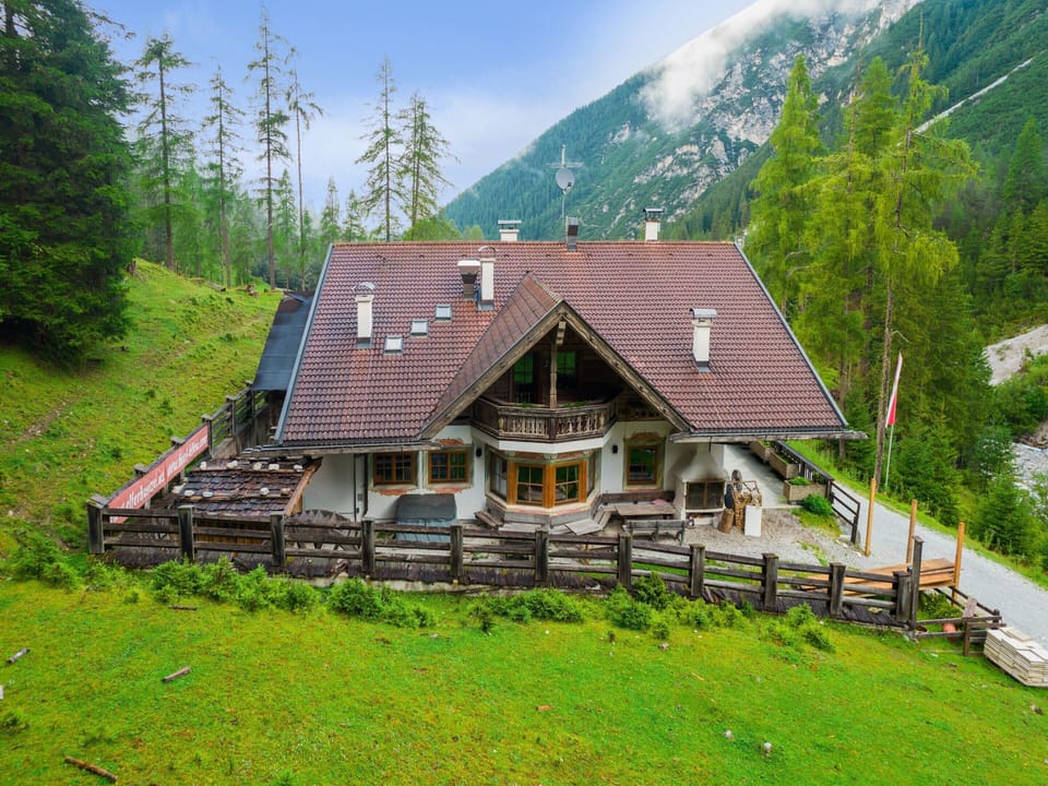 Cottage | Exterior