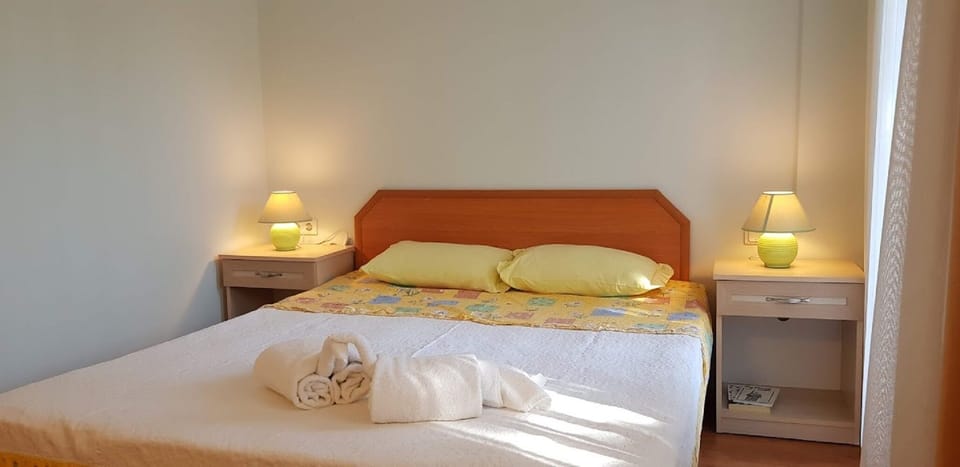 Double or Twin Room | WiFi (free)