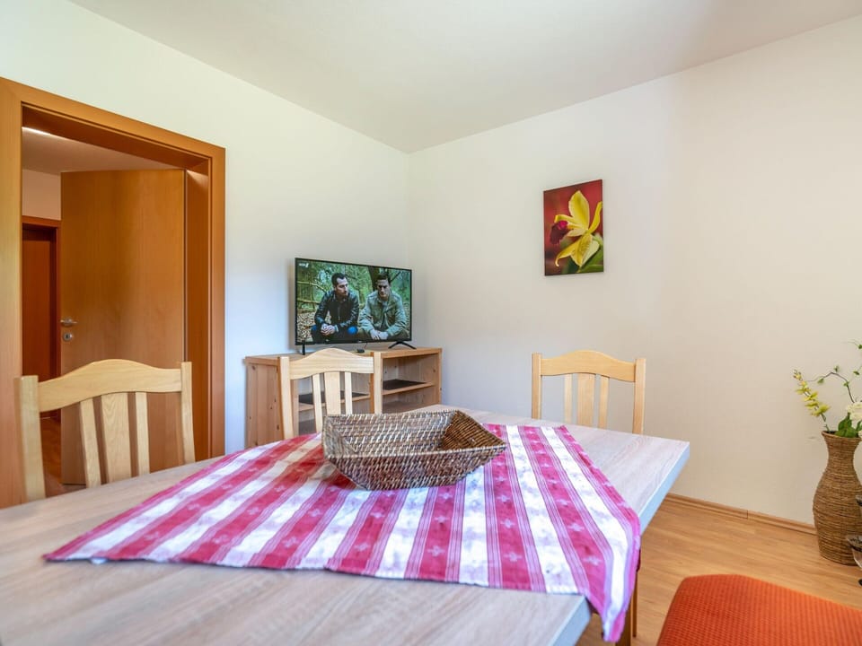 Apartment | 2 bedrooms, individually furnished, bed sheets