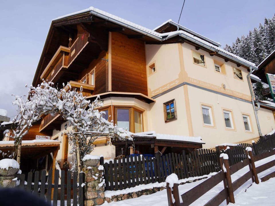 Apartment | Exterior