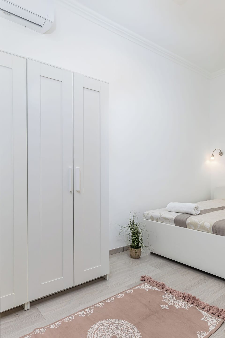 Classic Apartment | 1 bedroom, blackout drapes, iron/ironing board, travel crib
