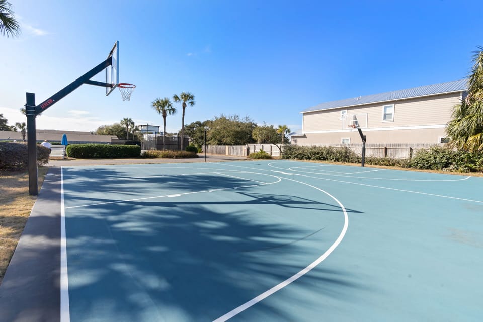 Cajun Respite 3 Bedroom Condo by RedAwning Apartment in Miramar Beach