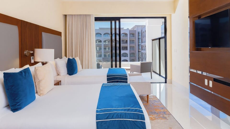 Upgrade Villa La Valencia Pool View Studio | View from room