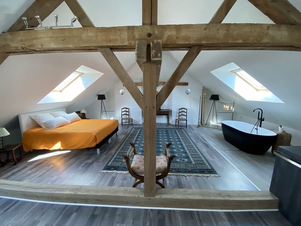 Deluxe Double Room | Free WiFi