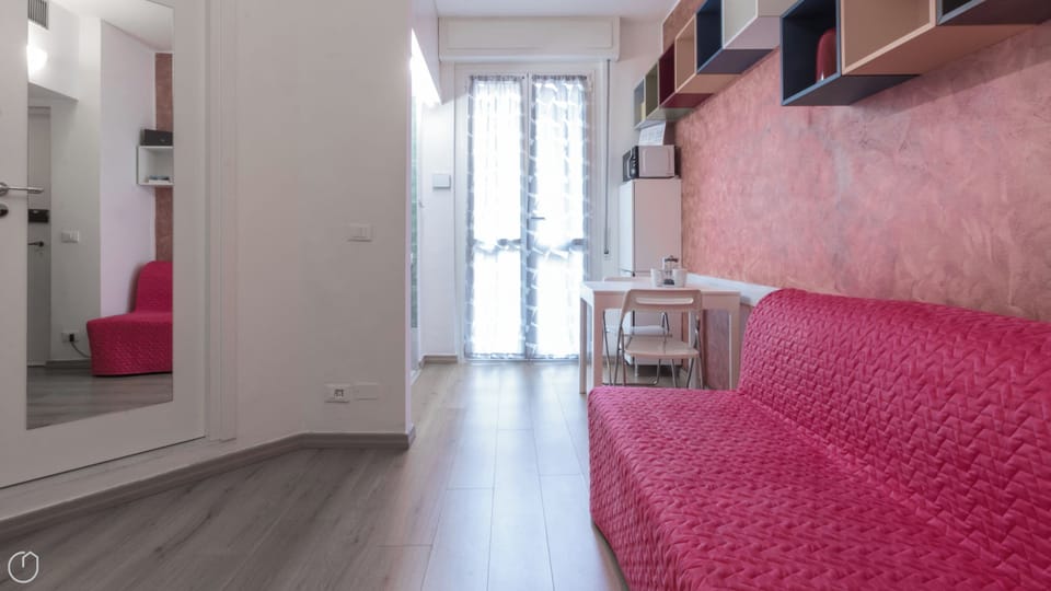 Apartment (1 Bedroom) | Interior