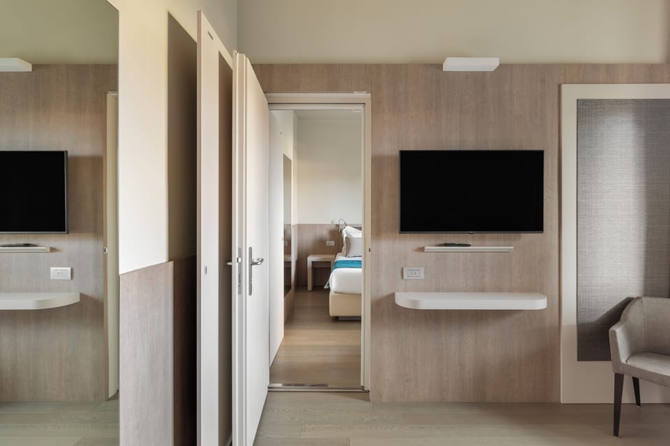 Room, Connecting Rooms | Down comforters, minibar, in-room safe, desk