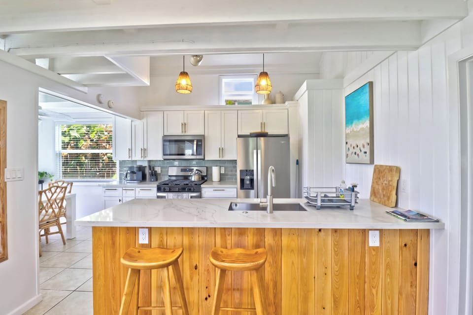Completely renovated kitchen. Everything new and updated!!!