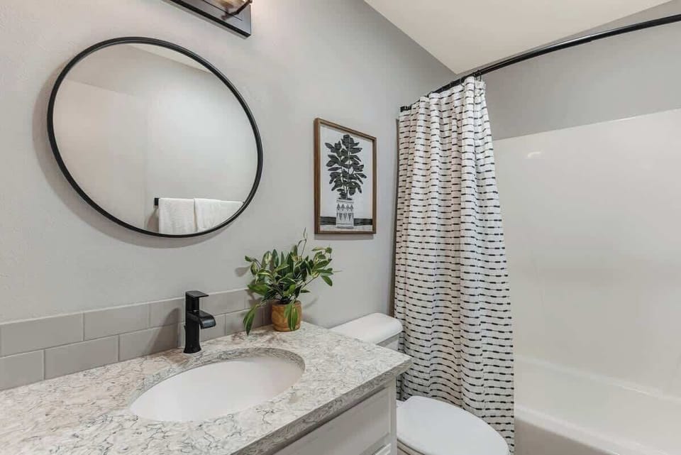 Main Bathroom