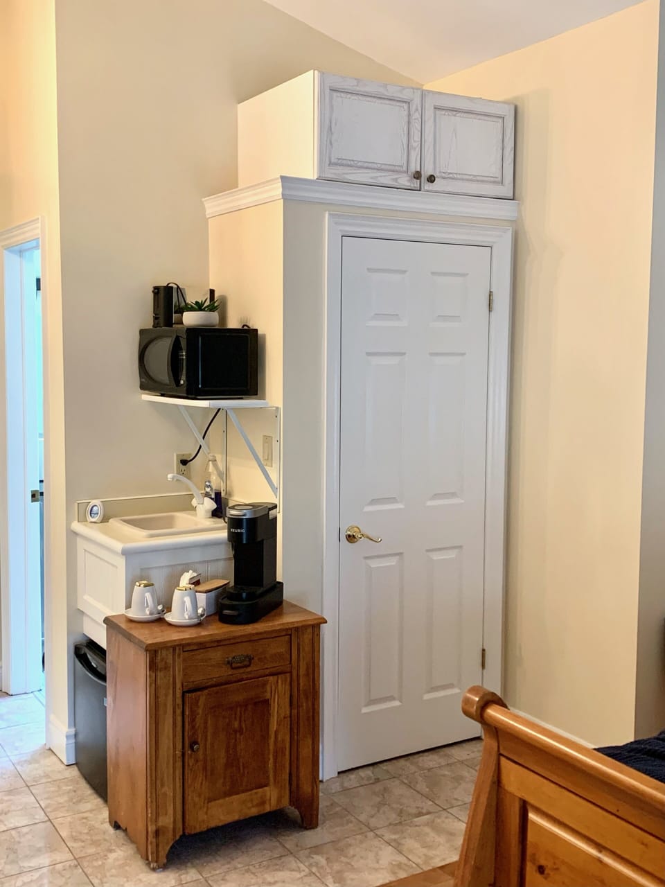 Luxury Room | Desk, blackout drapes, iron/ironing board, free WiFi