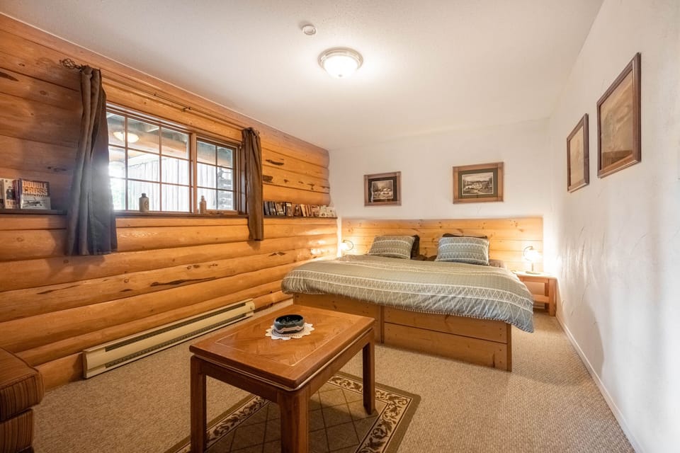 WiFi (free), individually furnished