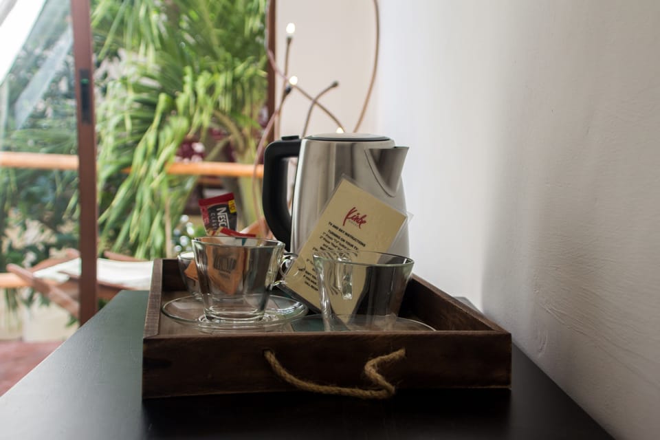 Deluxe Double Room, 1 King Bed, Pool View | Coffee and/or coffee maker