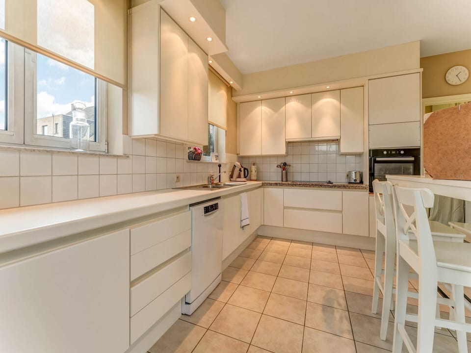 House | Private kitchen | Highchair