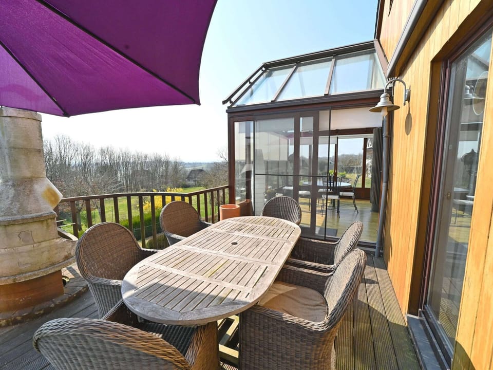 House | Balcony