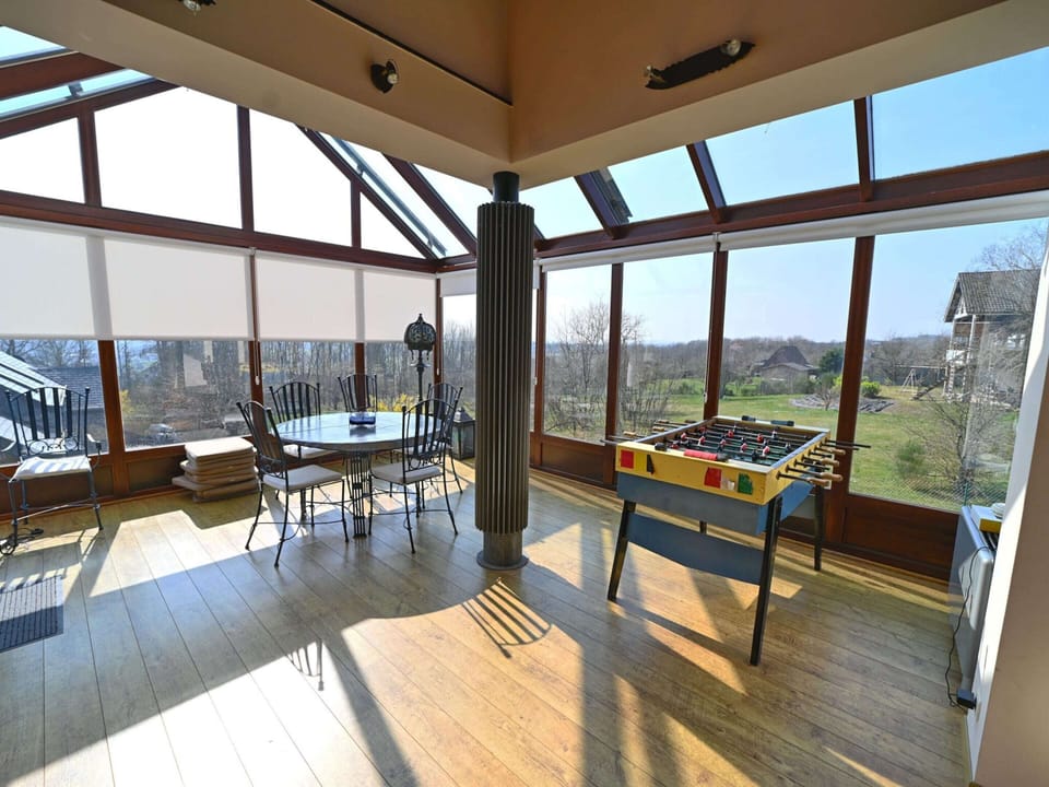 House | Dining