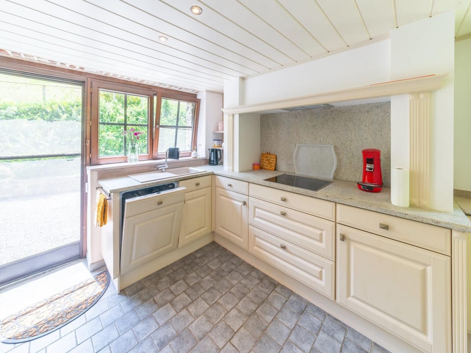 House | Private kitchen | Stovetop, highchair