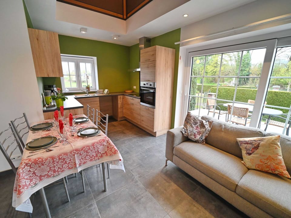 House | Dining