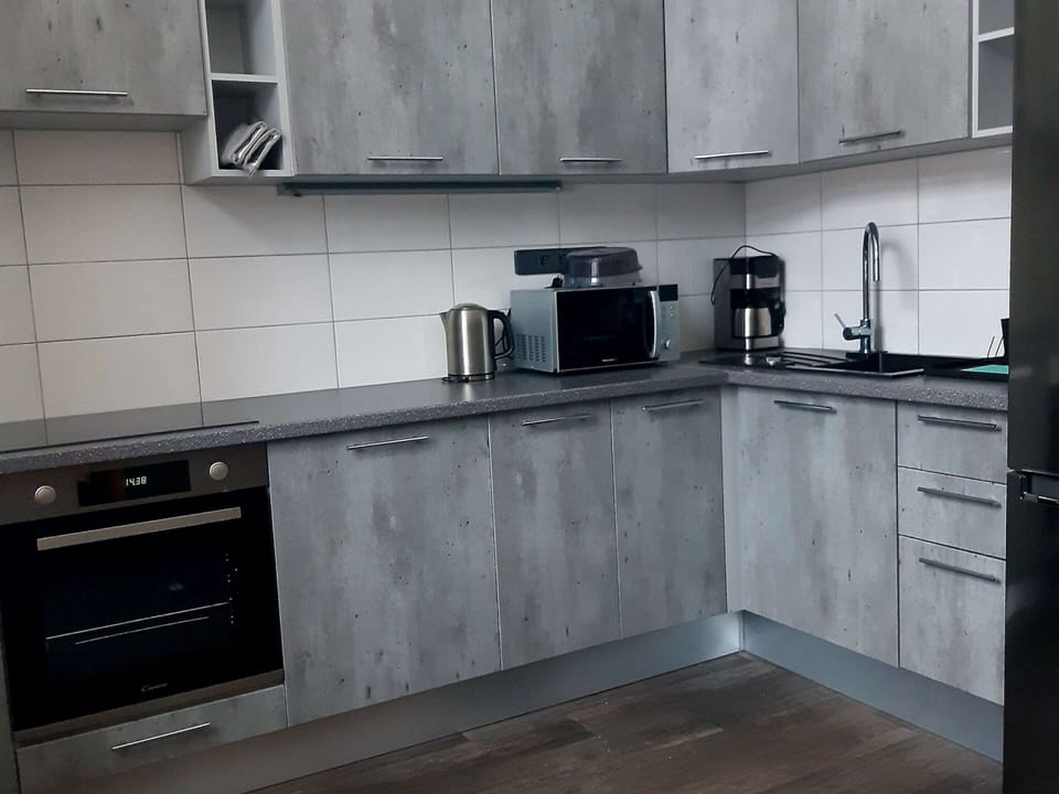 House | Private kitchen | Dishwasher, electric kettle, toaster