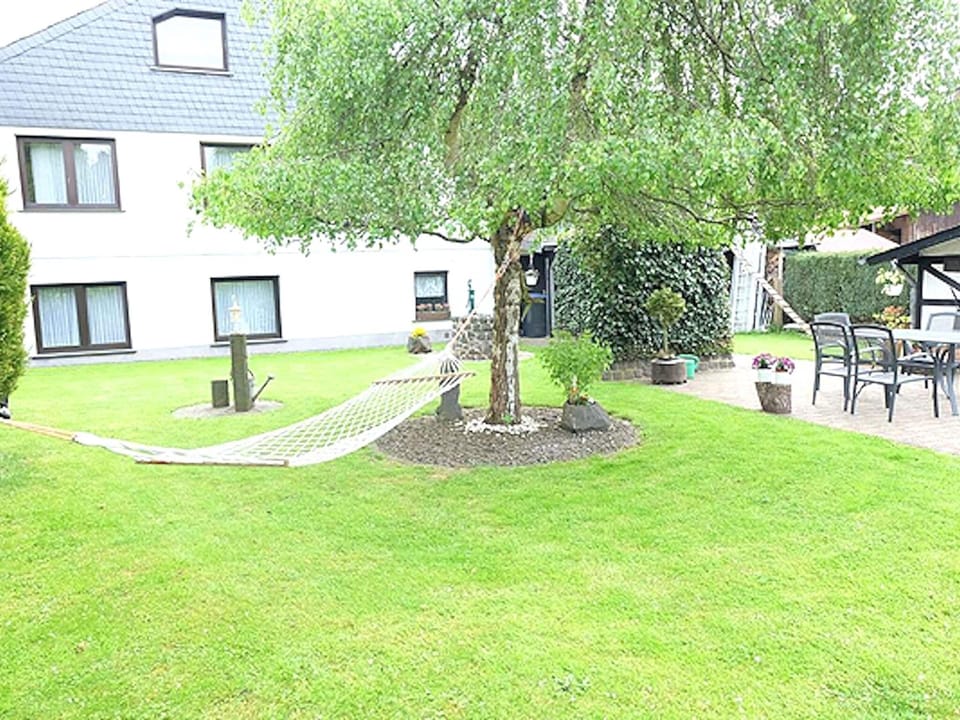 Apartment | Garden