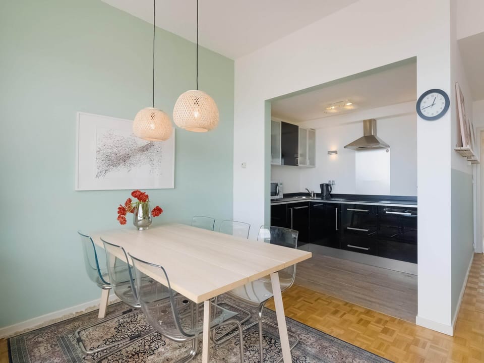 Apartment | Dining