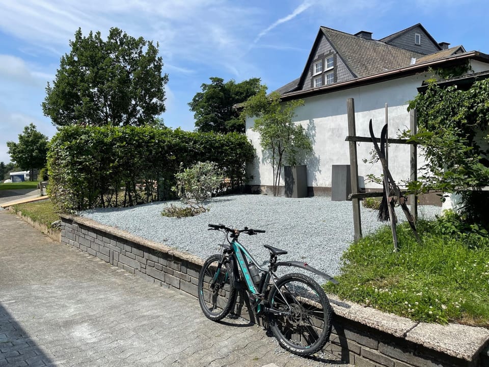 Apartment | Garden