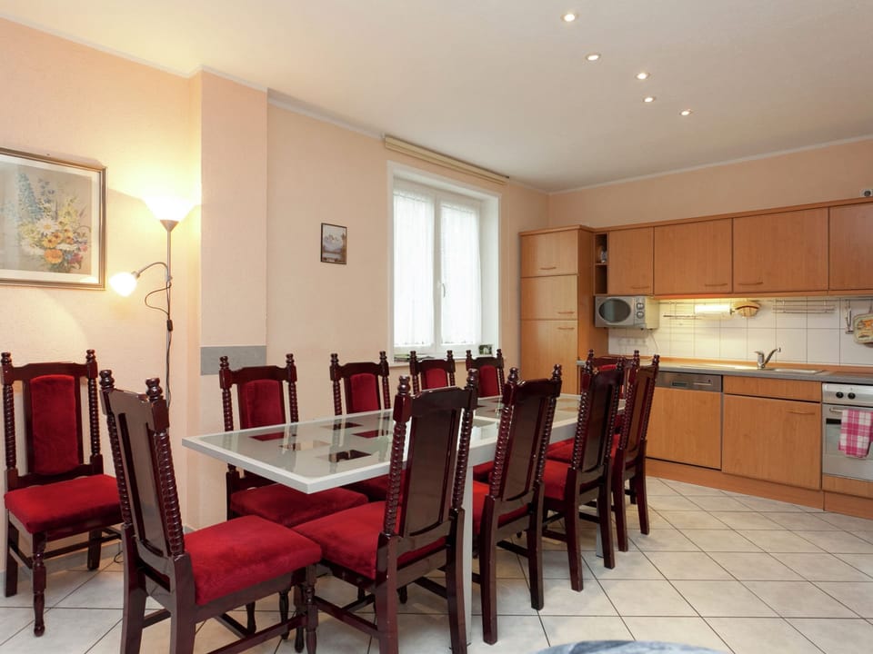 House | Dining