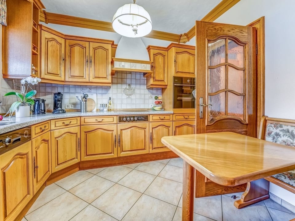 Apartment | Private kitchen | Stovetop, highchair