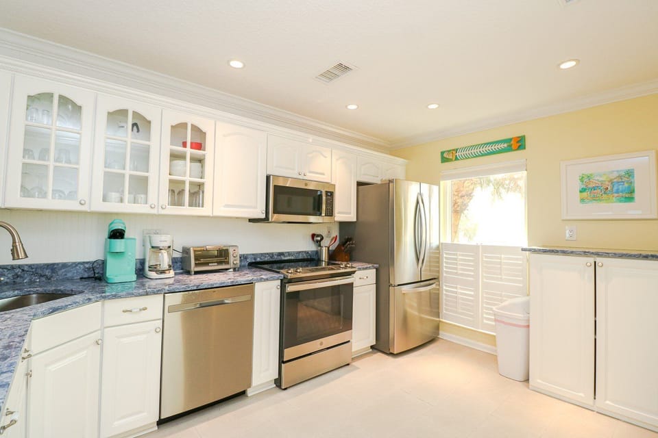St. Augustine Ocean Front Rentals Kitchen