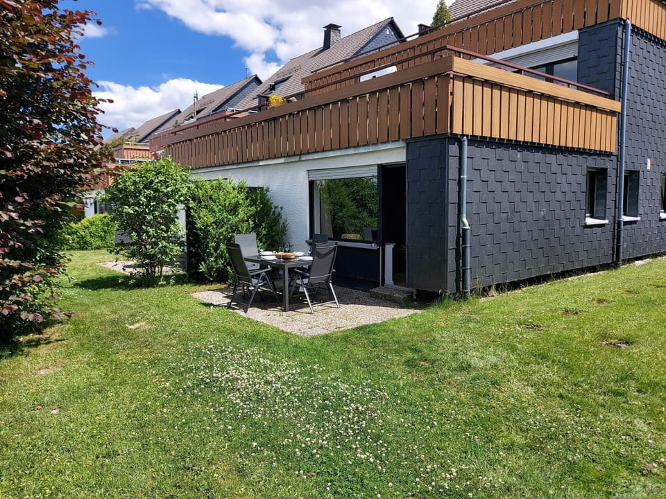 Apartment | Garden