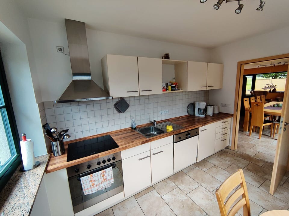 House | Private kitchen | Highchair