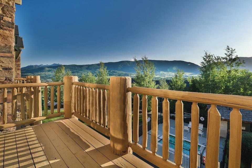 Deck View