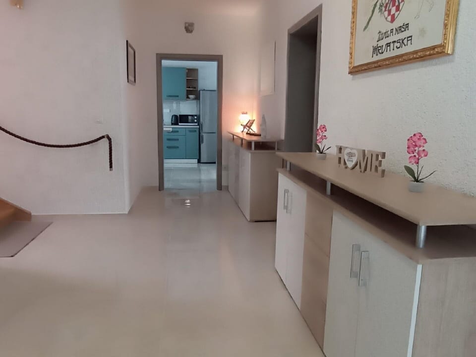 House | Interior detail