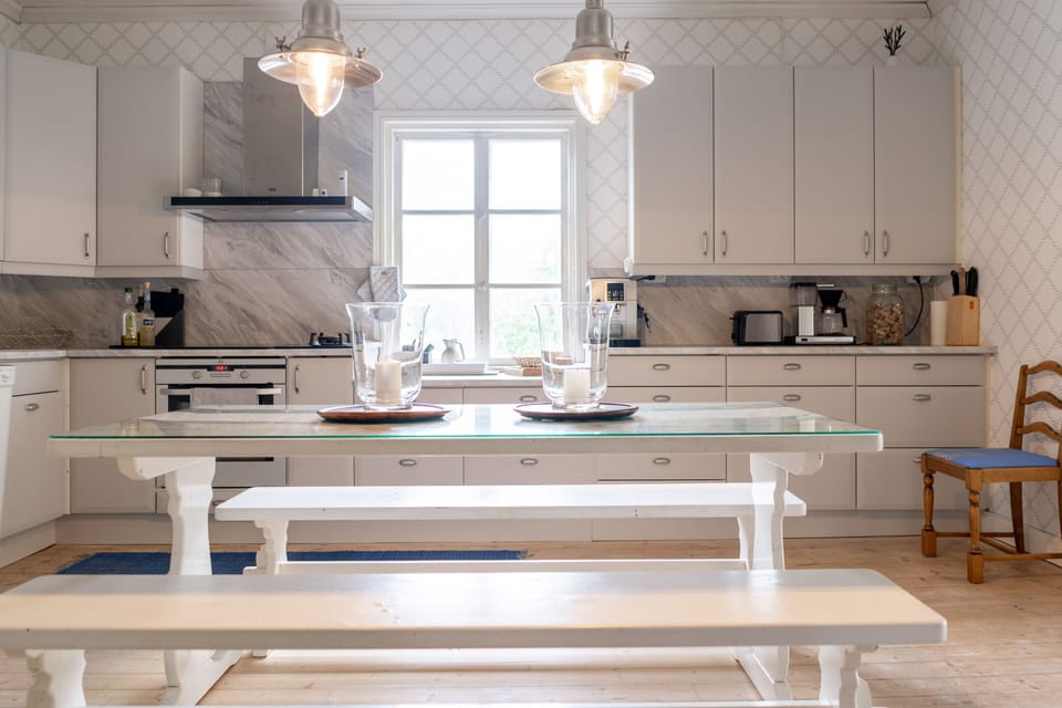 Superior Villa | Private kitchen | Fridge, microwave, oven, stovetop