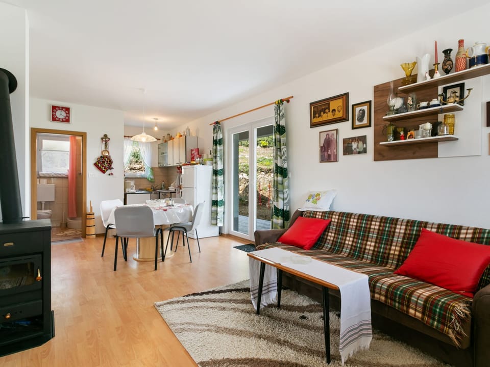 House | Dining