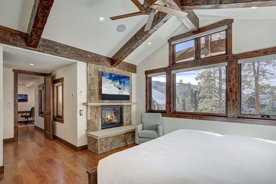 Another private fireplace!