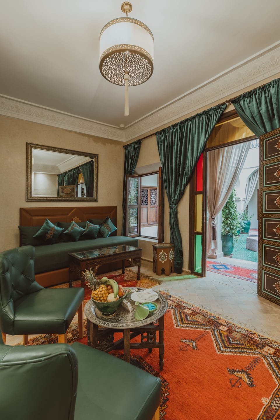 Suite, Ensuite | Egyptian cotton sheets, premium bedding, down comforters