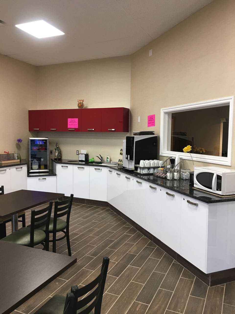 Free daily continental breakfast