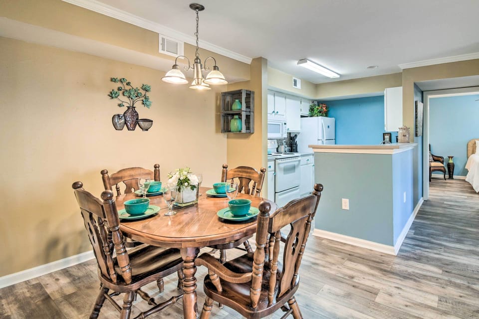 Dining Area | Kitchen |  Dishware/Flatware