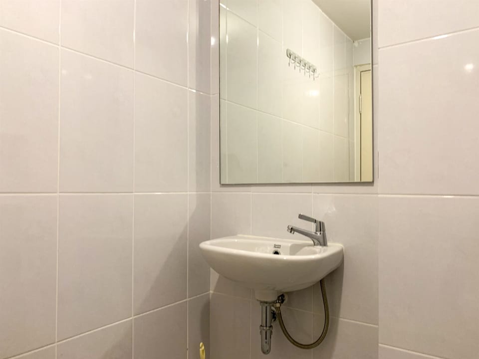Deluxe Apartment | Bathroom