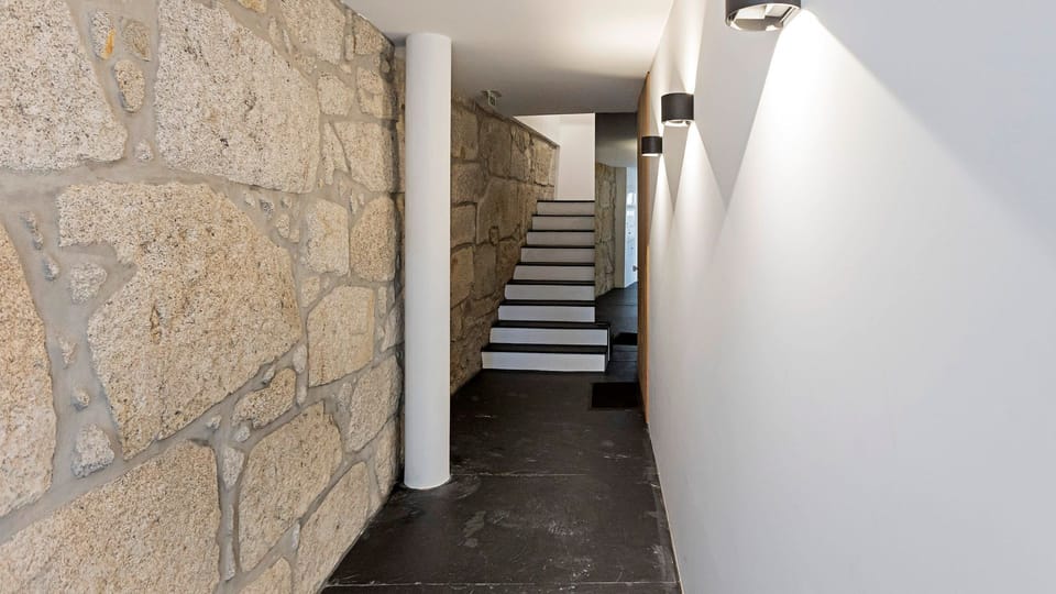 Hallway to the apartment