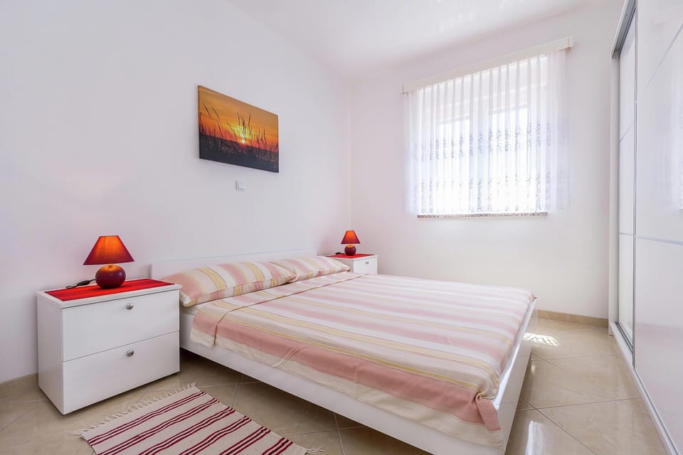 Apartment | 2 bedrooms, bed sheets