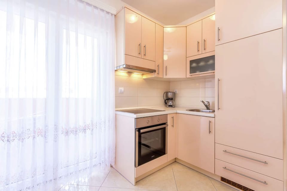 Apartment | Private kitchen