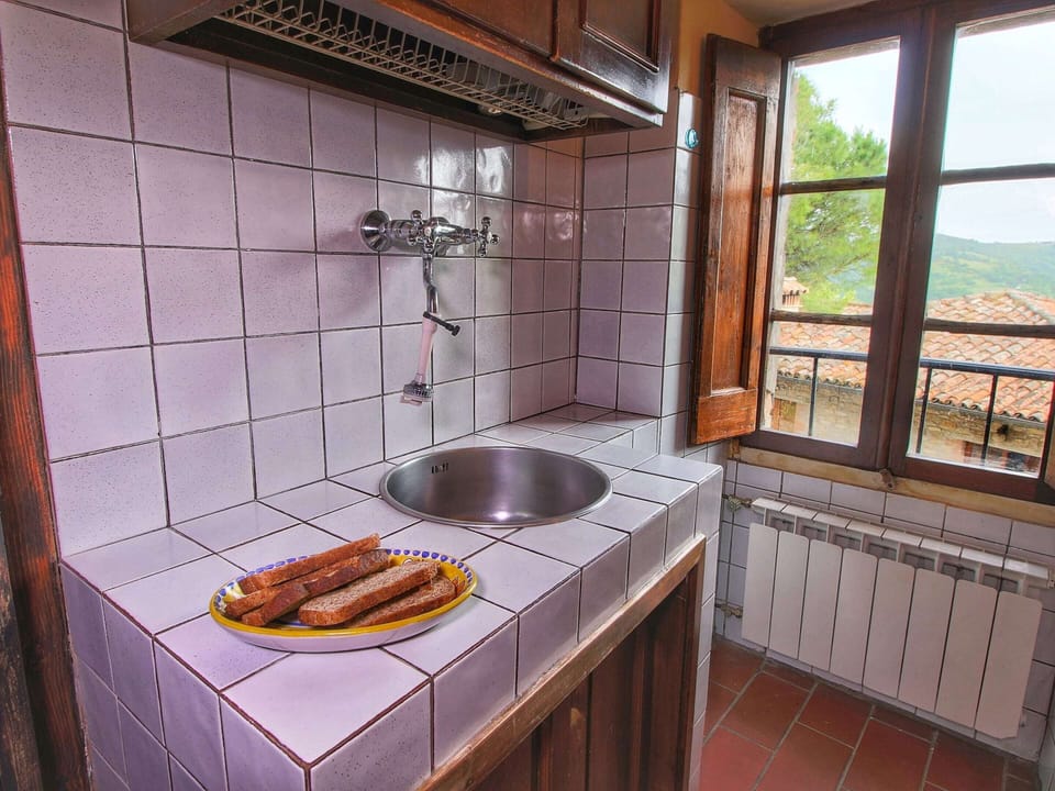 House | Bathroom