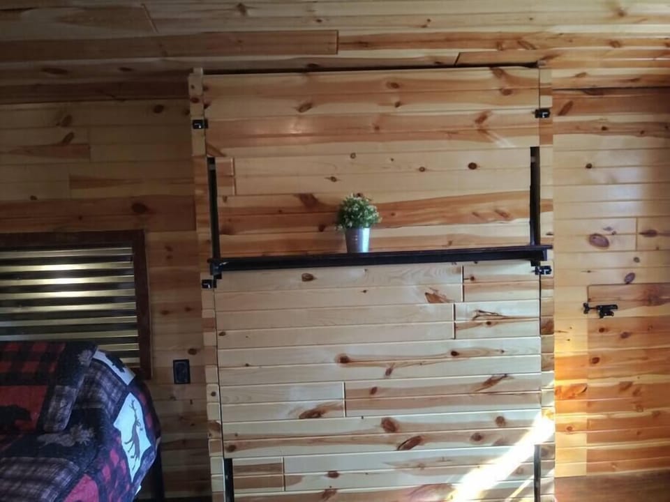 Murphy bed 