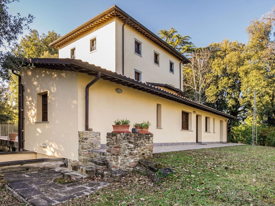 House | Exterior