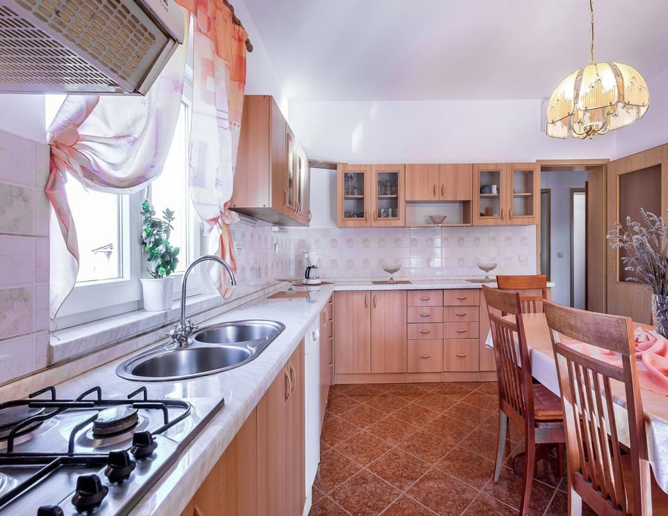 House | Private kitchen